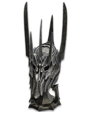 The Lord of the Rings Helm of Sauron 1/2 Scale Prop Replica Gallery Image 2