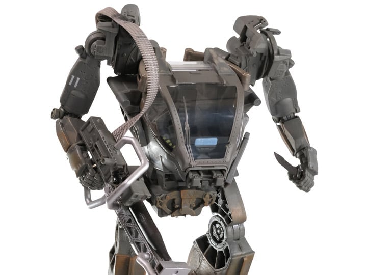 Avatar AMP Suit Mega Figure Gallery Image 1