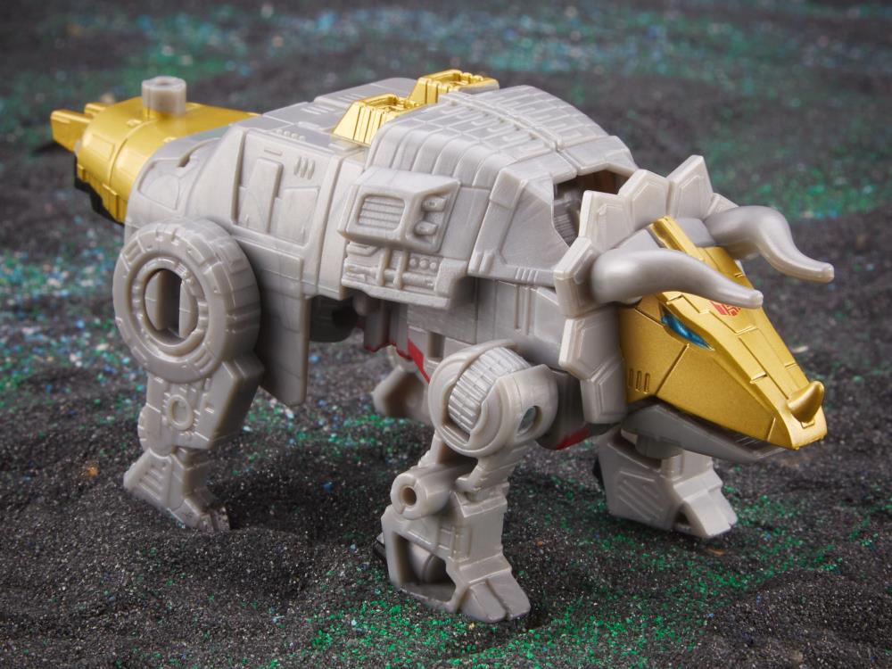 Transformers: Legacy Evolution Core Dinobot Slug Gallery Image 7