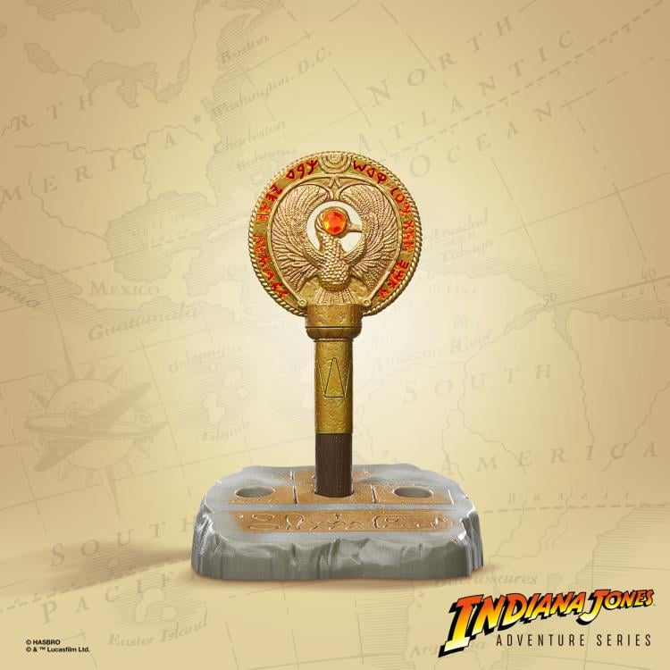 Indiana Jones Adventure Series Premium Artifacts Staff of Ra Talisman Electronic Replica Gallery Image 3