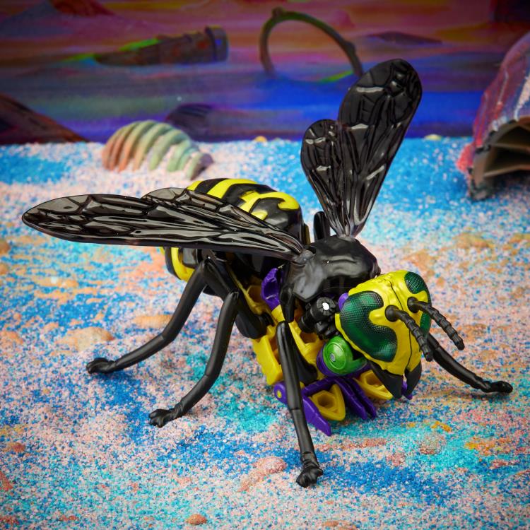 Transformers Legacy Deluxe Buzzsaw Exclusive Gallery Image 5