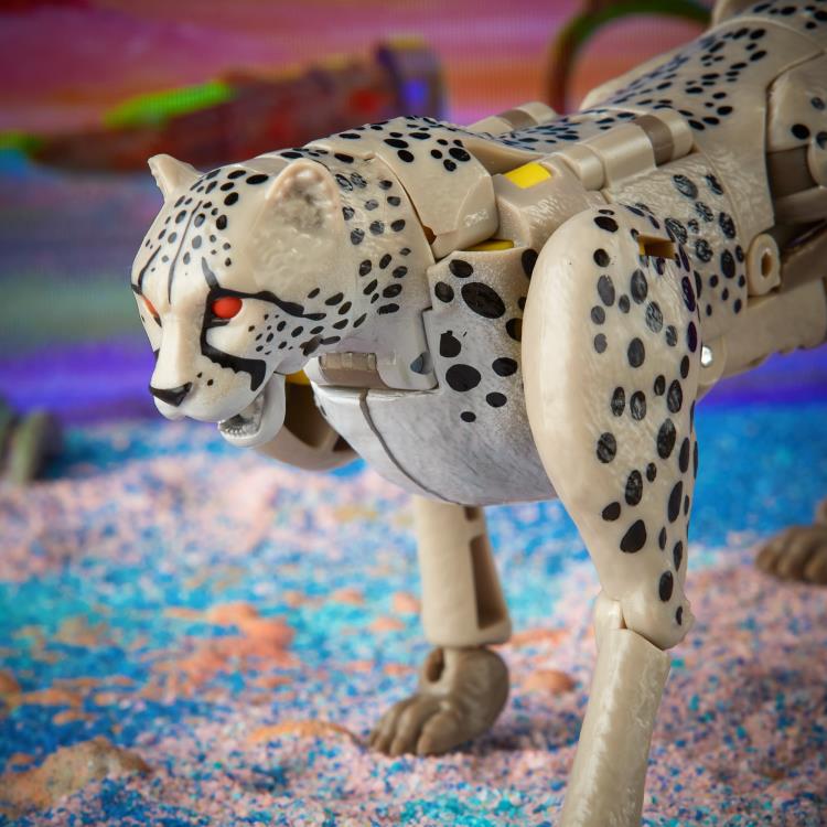 Transformers Legacy Deluxe Nightprowler Exclusive Gallery Image 9