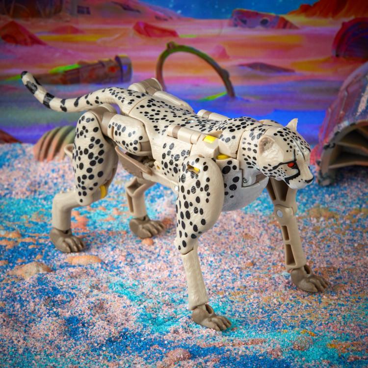Transformers Legacy Deluxe Nightprowler Exclusive Gallery Image 5