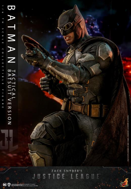 Zack Snyder’s Justice League TMS085 Batman (Tactical Suit) 1/6th Scale Collectible Figure Gallery Image 16