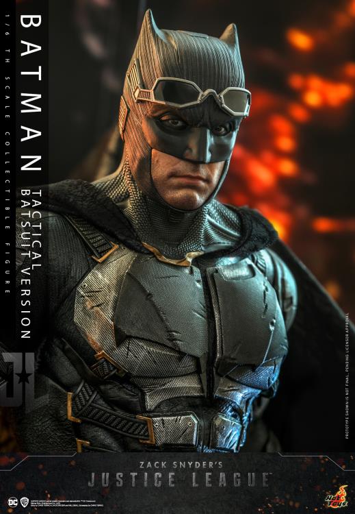 Zack Snyder’s Justice League TMS085 Batman (Tactical Suit) 1/6th Scale Collectible Figure Gallery Image 13