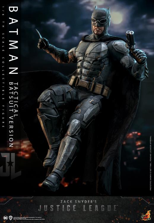 Zack Snyder’s Justice League TMS085 Batman (Tactical Suit) 1/6th Scale Collectible Figure Gallery Image 10