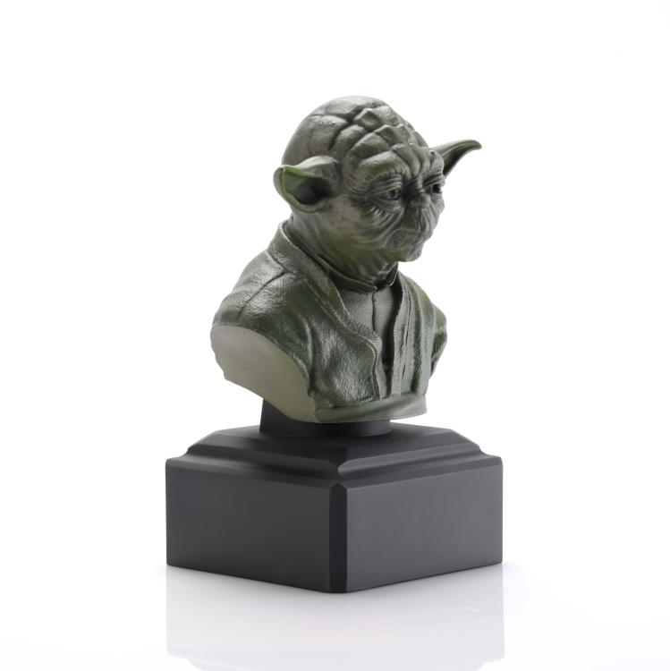 Star Wars Yoda (Green) Pewter Limited Edition Bust Gallery Image 10