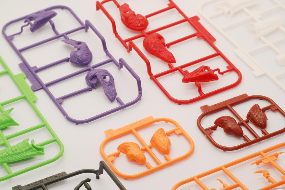 Rebuild of Evangelion Velociraptor (EVA Unit-02) Model Kit Gallery Image 4