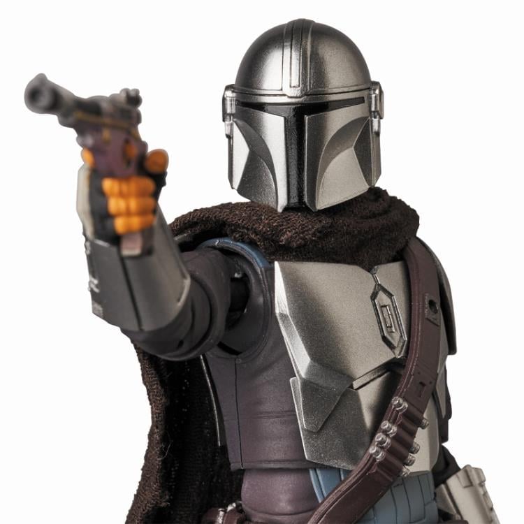 Star Wars MAFEX No. 129 The Mandalorian Action Figure