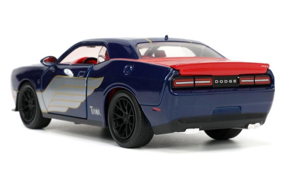 Marvel Comics Hollywood Rides Die-Cast Thor & 1/24 Scale 2015 Dodge Challenger Gallery Image 8