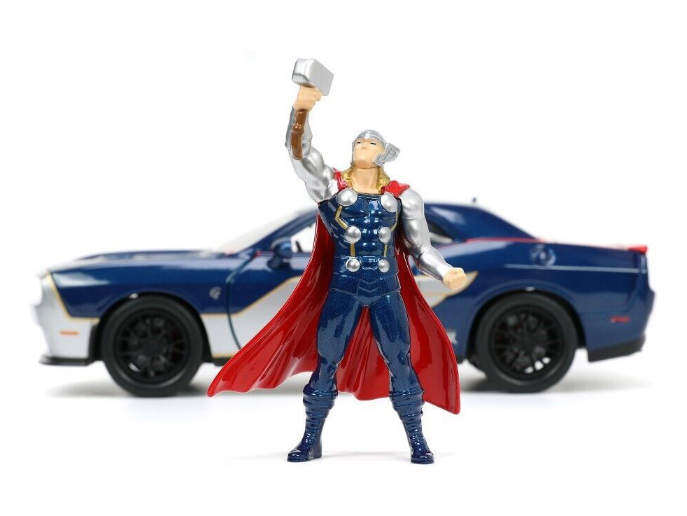 Marvel Comics Hollywood Rides Die-Cast Thor & 1/24 Scale 2015 Dodge Challenger Gallery Image 3