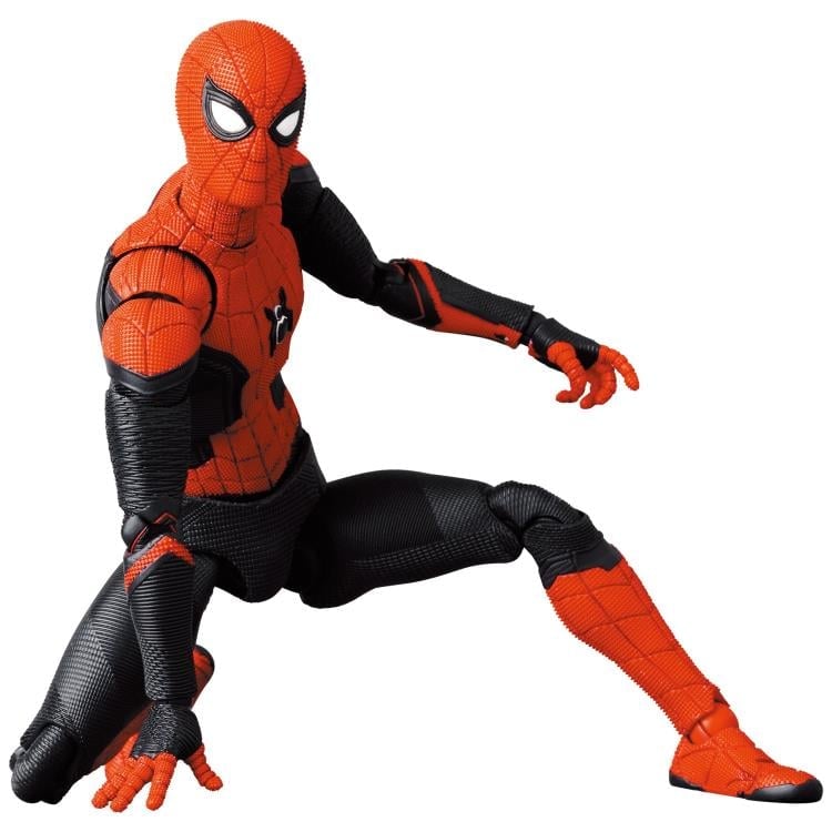 Spider-Man: No Way Home MAFEX No.194 Spider-Man (Upgraded Suit) Action Figure Gallery Image 5