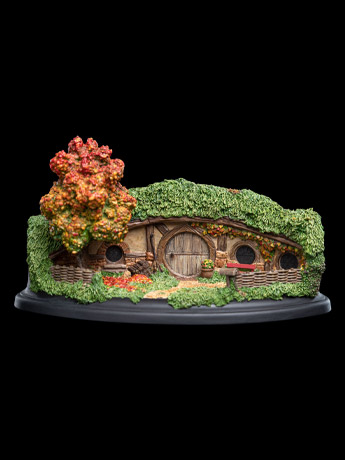 The Hobbit 18 Gardens Smial Hobbit Hole Diorama Gallery Image 2
