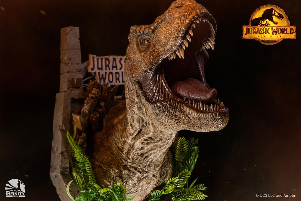 Jurassic World: Dominion Tyrannosaurus Rex Wall-Mounted Bust with Display Stand Gallery Image 10