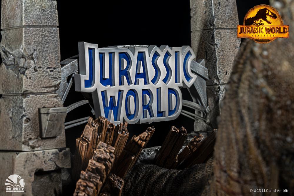 Jurassic World: Dominion Tyrannosaurus Rex Wall-Mounted Bust with Display Stand Gallery Image 22