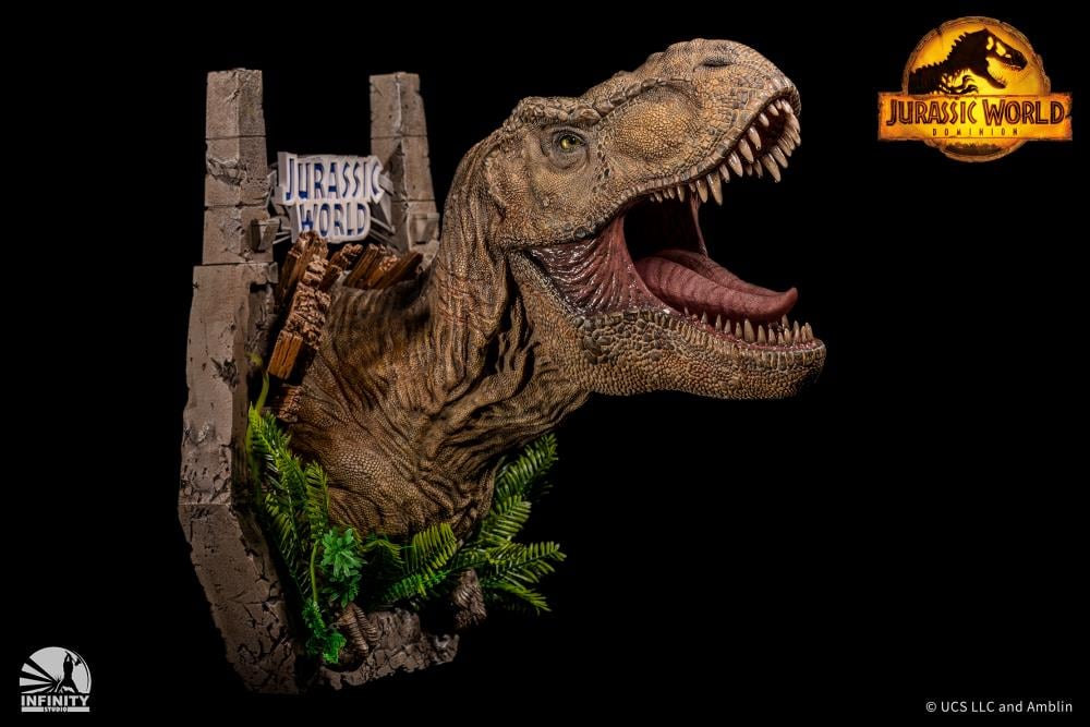 Jurassic World: Dominion Tyrannosaurus Rex Wall-Mounted Bust with Display Stand Gallery Image 9