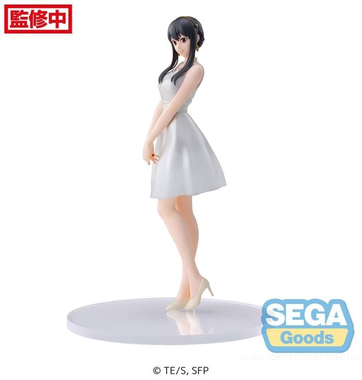 Spy x Family Yor Forger (Party) Premium Figure Gallery Image 4