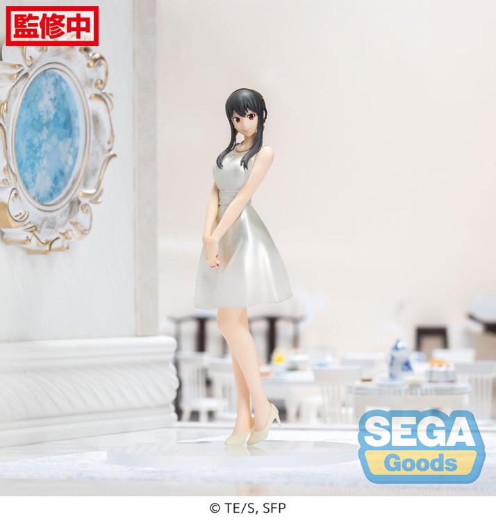 Spy x Family Yor Forger (Party) Premium Figure Gallery Image 7