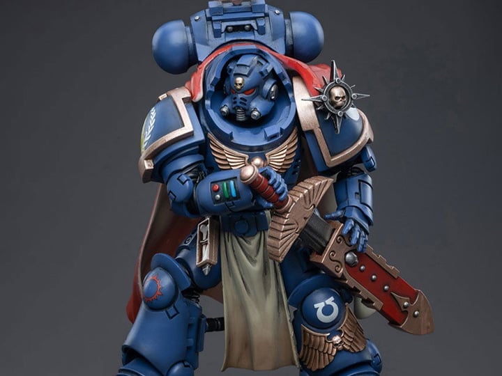Warhammer 40K Ultramarines Primaris Captain Ptolias Corvor 1/18 Scale Action Figure Gallery Image 1