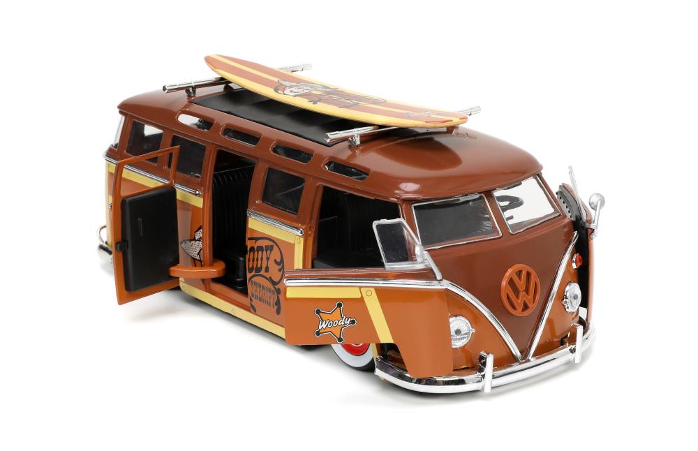 Disney Hollywood Rides Diecast Toy Story Woody 1/24 Scale Volkswagon Surf Bus Gallery Image 15
