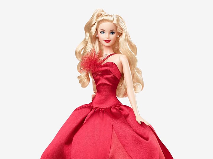 Barbie 2022 Holiday Barbie Doll (Wavy Blonde Hair) Gallery Image 1