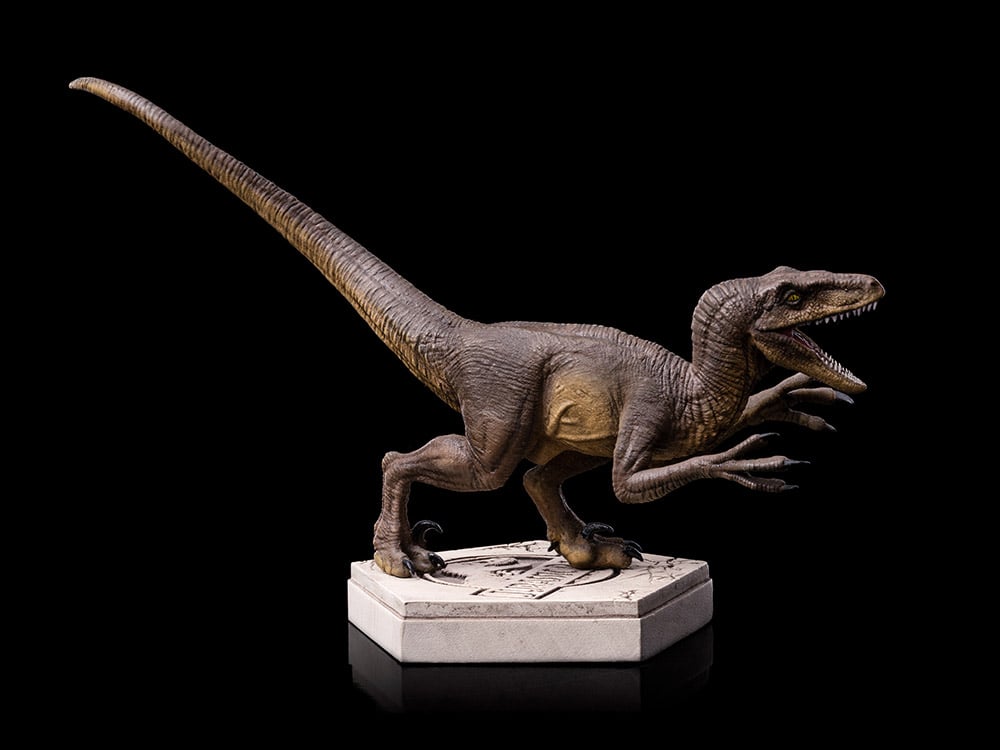 Jurassic Park Icons Velociraptor (A) Statue Gallery Image 7