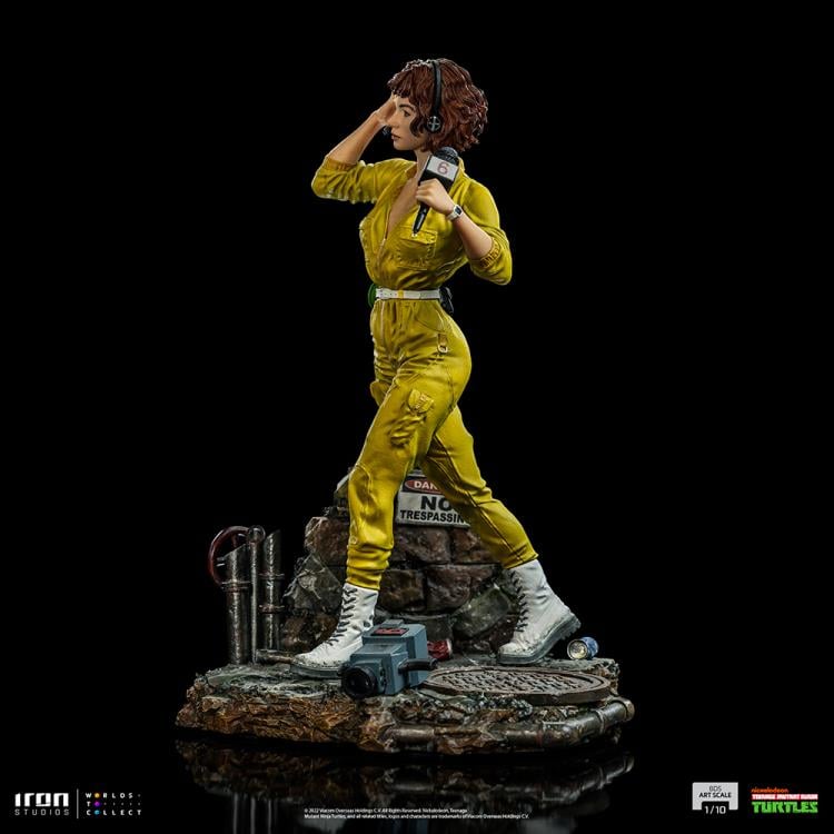 Teenage Mutant Ninja Turtles April O'Neil 1/10 Art Scale Limited Edition Statue Gallery Image 6