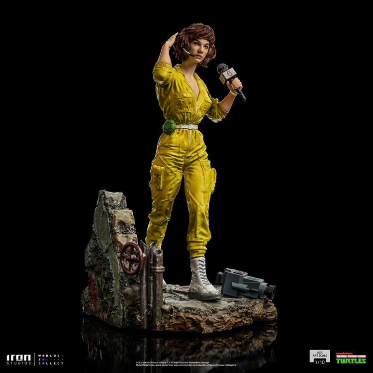 Teenage Mutant Ninja Turtles April O'Neil 1/10 Art Scale Limited Edition Statue Gallery Image 3