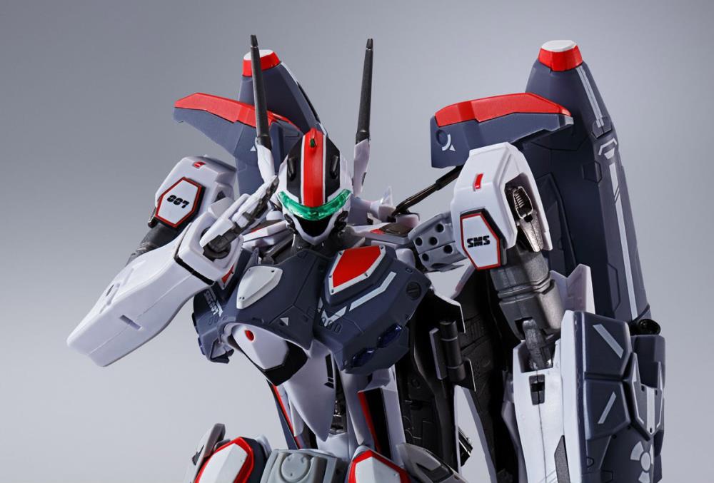 Macross Frontier DX Chogokin VF-25F Super Messiah Valkyrie (Alto Saotome Machine) Revival Ver. Gallery Image 8