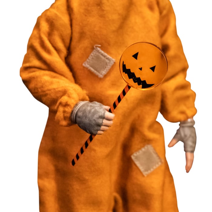 Trick 'r Treat Sam Deluxe 1/6 Scale Figure Gallery Image 14