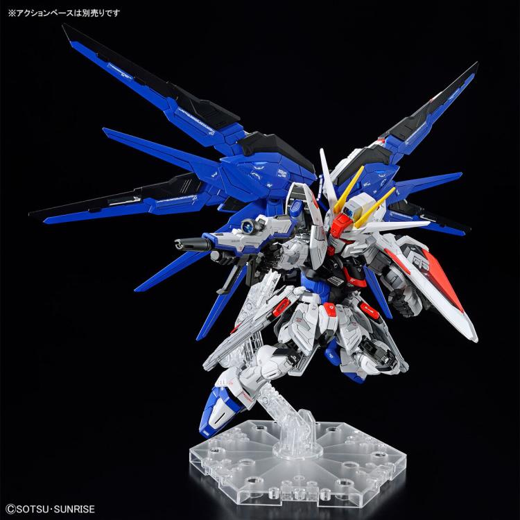 Mobile Suit Gundam SEED MGSD Freedom Gundam Model Kit Gallery Image 6