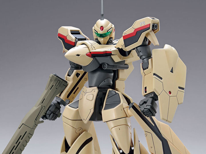 Macross Plus HG YF-19 Isamu Daison Machine 1/100 Scale Model Kit Gallery Image 1