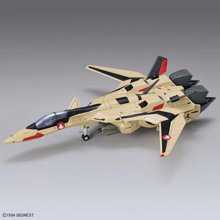 Macross Plus HG YF-19 Isamu Daison Machine 1/100 Scale Model Kit Gallery Image 8