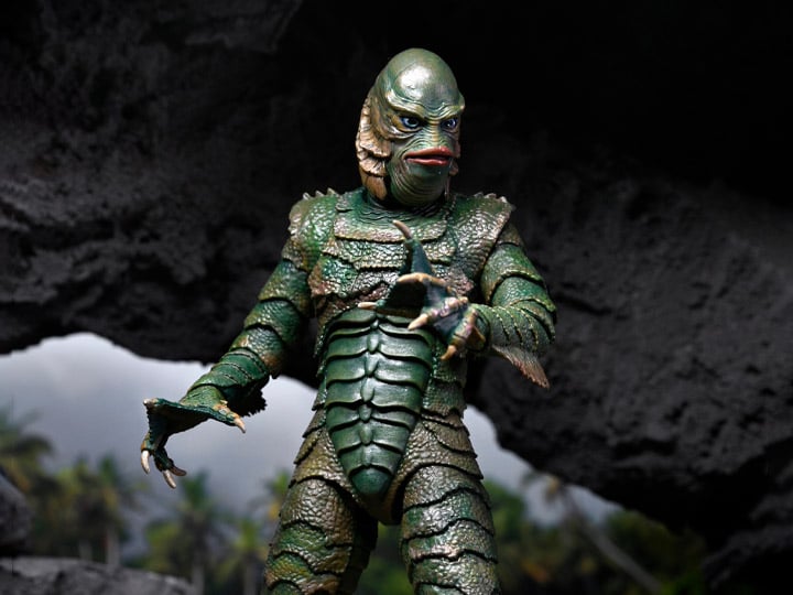Universal Monsters Ultimate Creature from the Black Lagoon (Color Ver.) Gallery Image 1