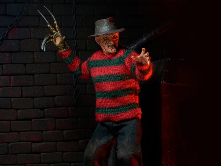 A Nightmare on Elm Street 3: Dream Warriors Freddy 8" Clothed Action Figure Figure Gallery Image 1