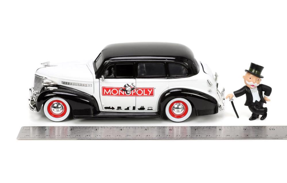 Monopoly Hollywood Rides Diecast Mr. Monopoly & 1/24 Scale 1939 Chevy Master Deluxe Gallery Image 13