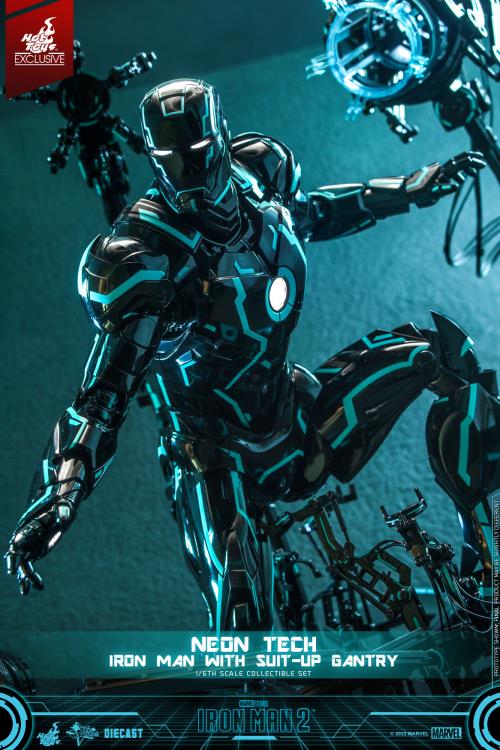 Iron Man 2 MMS672D50 Neon Tech Iron Man and Suit-Up Gantry 1/6th Scale Figure Set Gallery Image 7