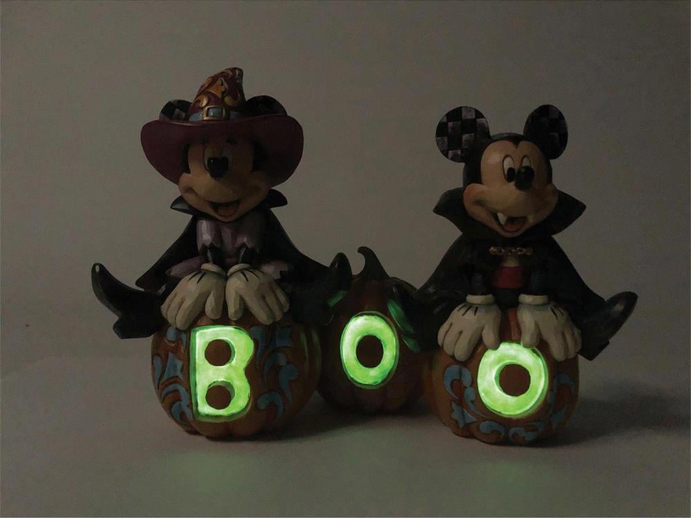 Mickey & Friends Disney Traditions Mickey & Minnie Halloween Figurine Gallery Image 5