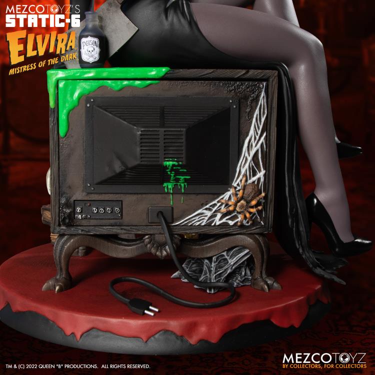 Elvira: Mistress of the Dark Static-6 Elvira 1/6 Scale Statue Gallery Image 8