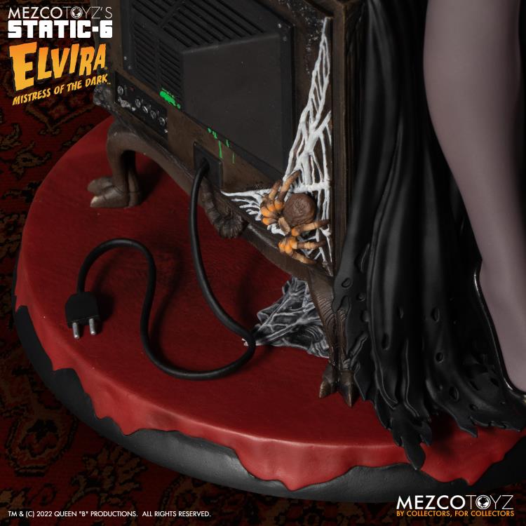 Elvira: Mistress of the Dark Static-6 Elvira 1/6 Scale Statue Gallery Image 9