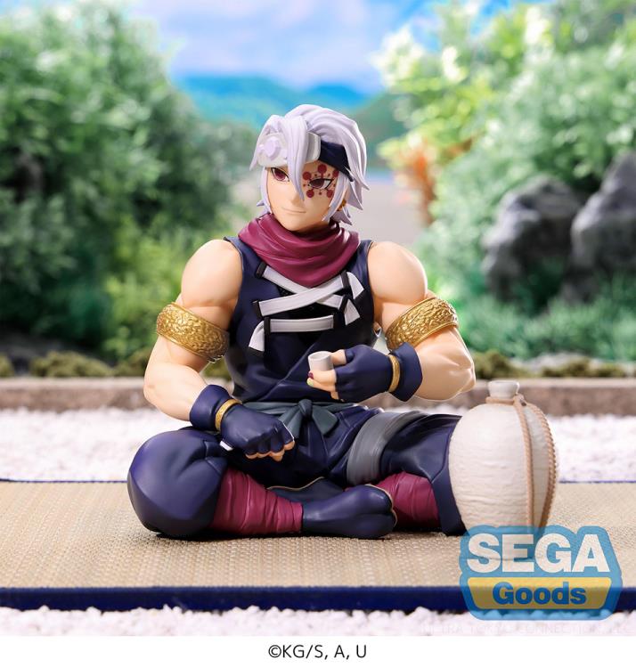 Demon Slayer: Kimetsu no Yaiba Tengen Uzui (Shinobi Costume) Premium Perching Figure Gallery Image 8