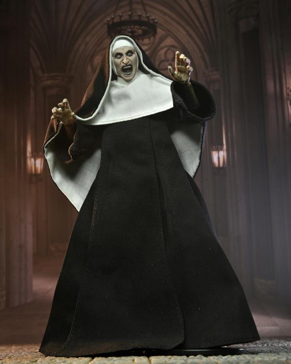 The Conjuring Universe Ultimate Valak Action Figure Gallery Image 3