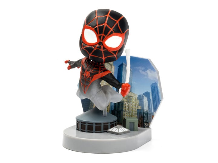 Marvel Superama Spider-Man (Miles Morales Cloaking) Collectible Diorama Gallery Image 1
