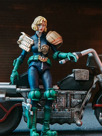 2000 AD Exquisite Mini Series Judge Anderson & Lawmaster MK II 1:18 Scale PX Previews Exclusive Figure Gallery Image 2
