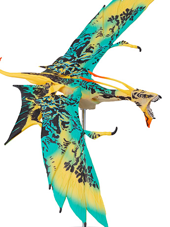 Avatar: The Way of Water World of Pandora Mountain Banshee (Yellow) Figure Gallery Image 2