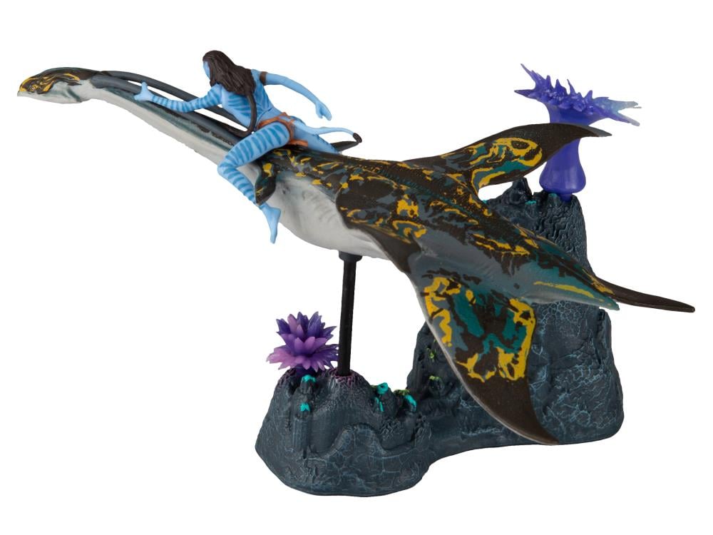 Avatar: The Way of Water World of Pandora Neteyam & Ilu Deluxe Figure Set Gallery Image 8