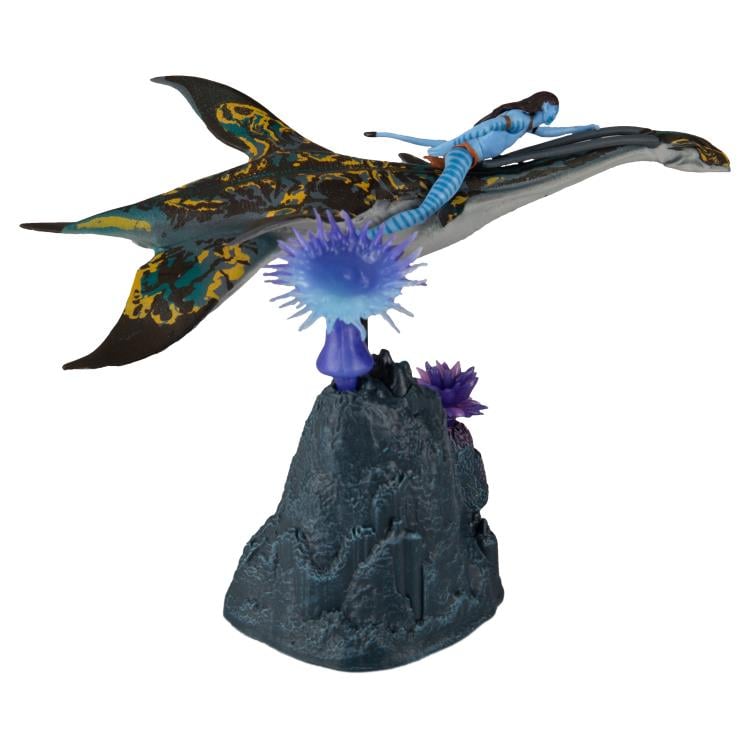 Avatar: The Way of Water World of Pandora Neteyam & Ilu Deluxe Figure Set Gallery Image 5