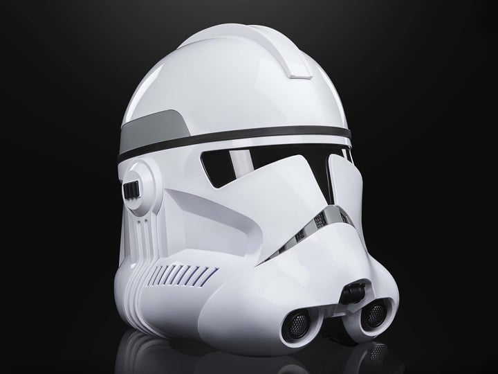 Star Wars: The Black Series Phase II Clone Trooper 1:1 Scale Wearable Electronic Helmet Gallery Image 1