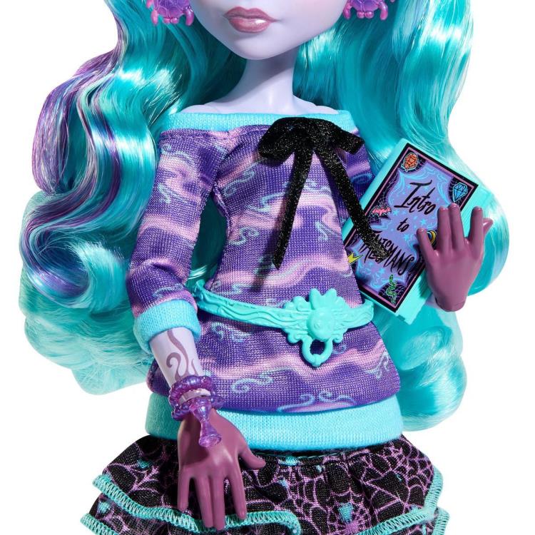 Monster High Creepover Party Twyla Doll Gallery Image 6