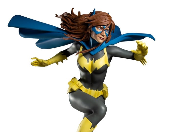 DC Comics DC Designer Series Batgirl 1/6 Scale Limited Edition Statue (Joshua Middleton) Gallery Image 1